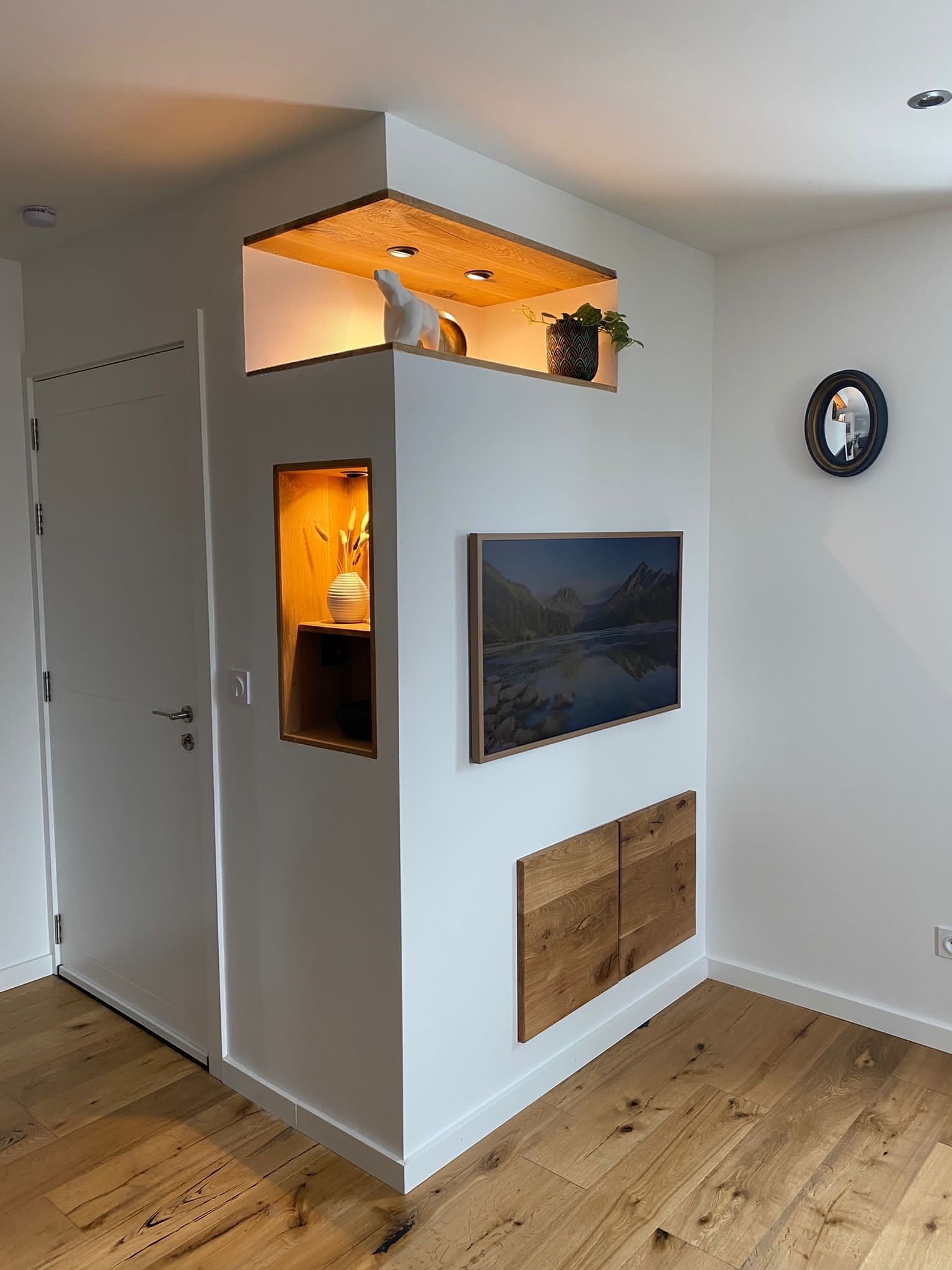 Aménagement intérieur avec niches